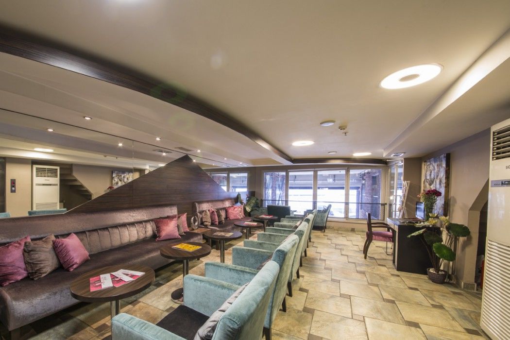 Derpa Hotel Istanboel Buitenkant foto