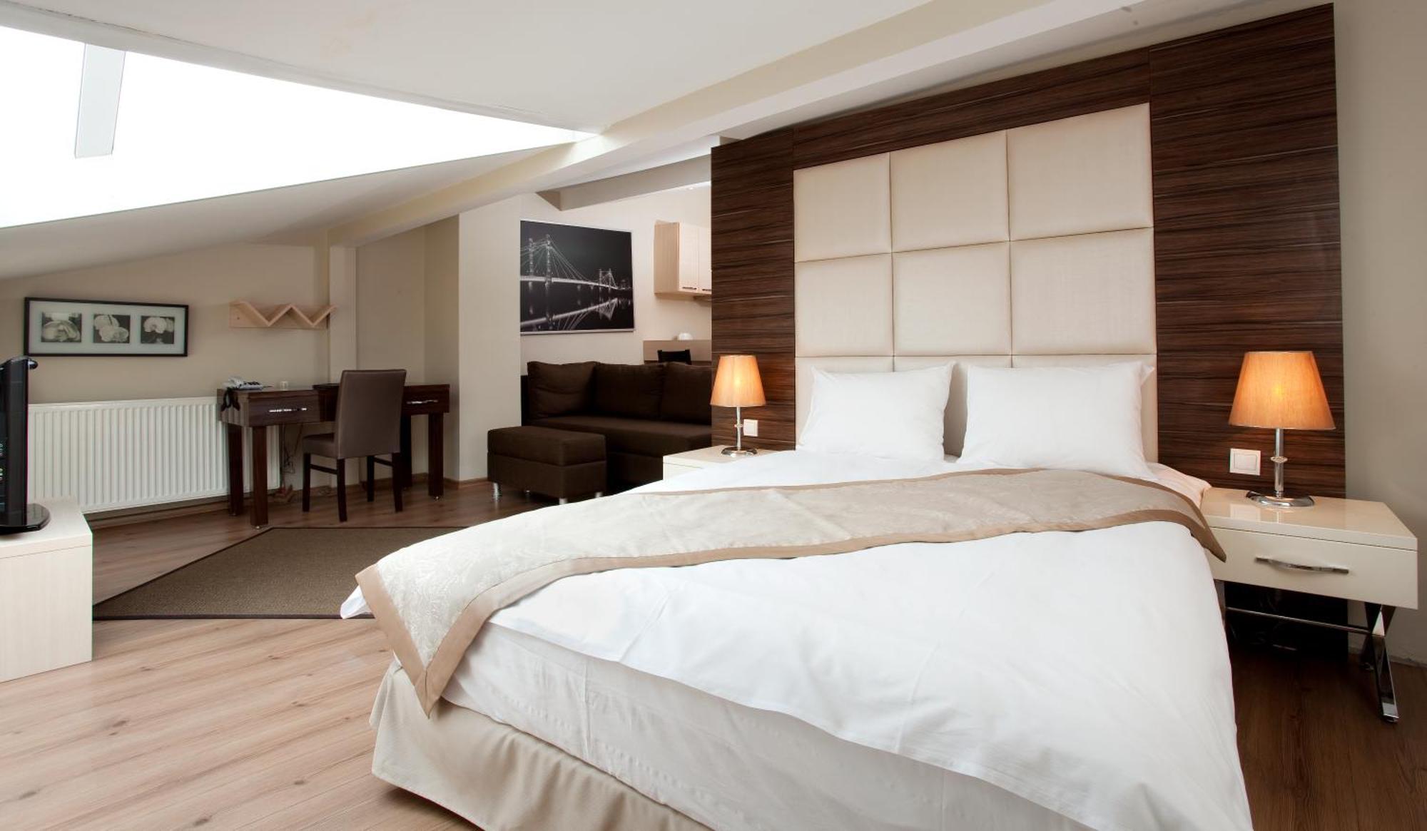 Derpa Hotel Istanboel Buitenkant foto