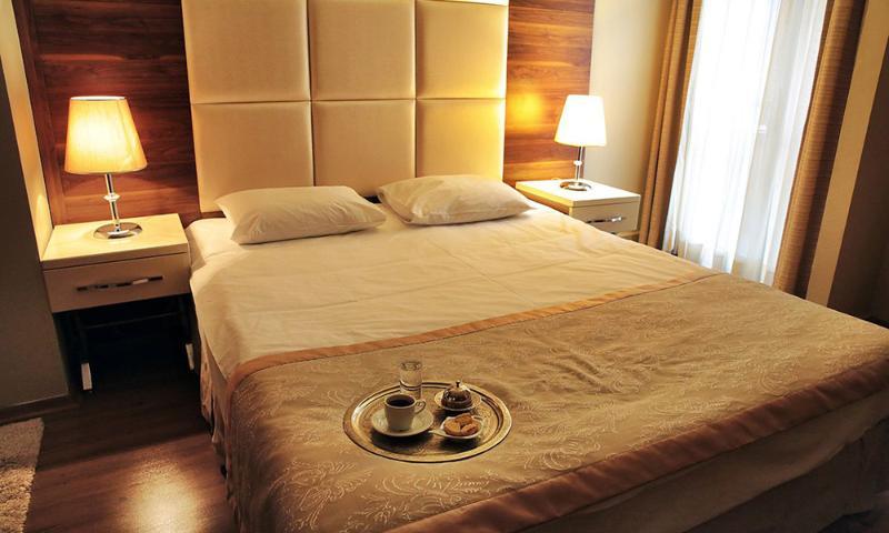 Derpa Hotel Istanboel Buitenkant foto