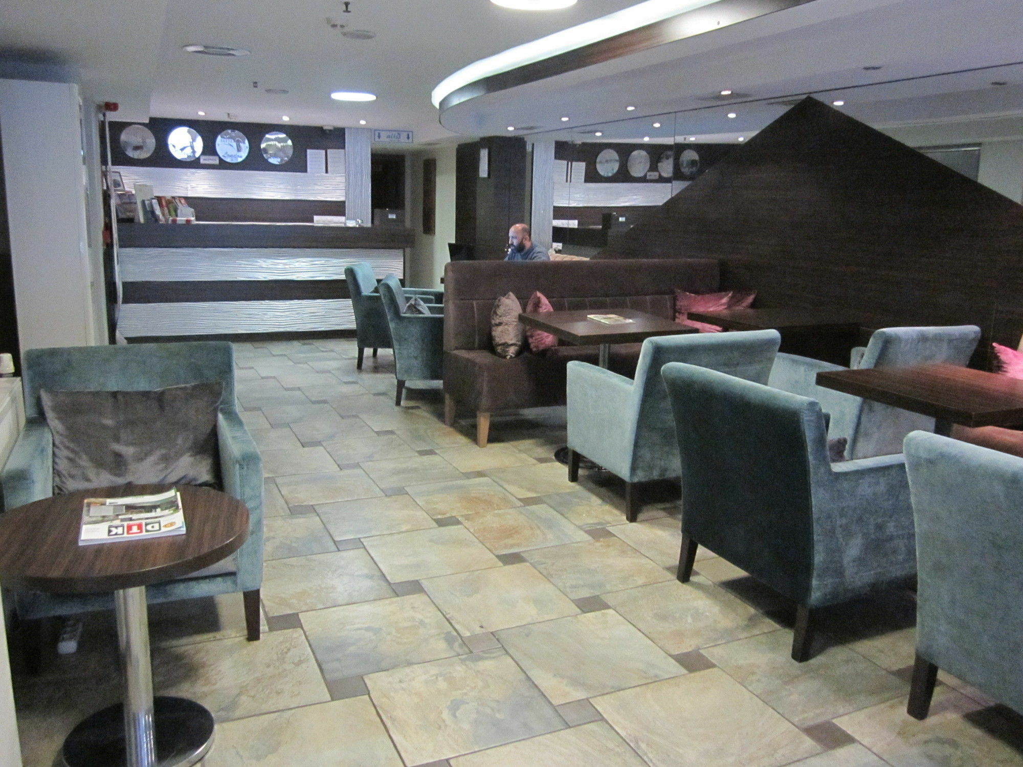 Derpa Hotel Istanboel Buitenkant foto